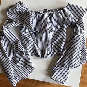 Striped gorgeous ruffled top